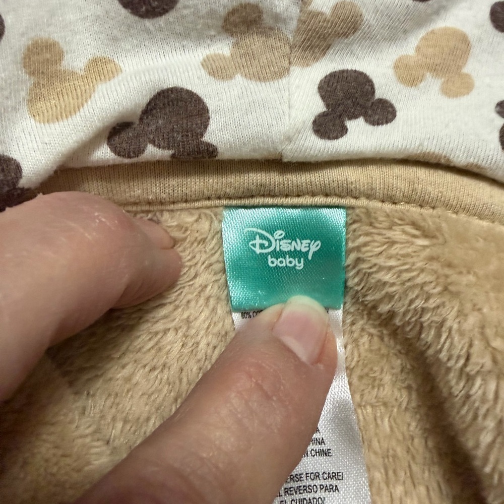 Disney Baby Mickey Mouse Tan One Piece Footed Sleeper Size 6/9 Month. - Picture 8 of 10
